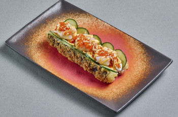 Мега ролл креветка-огурец